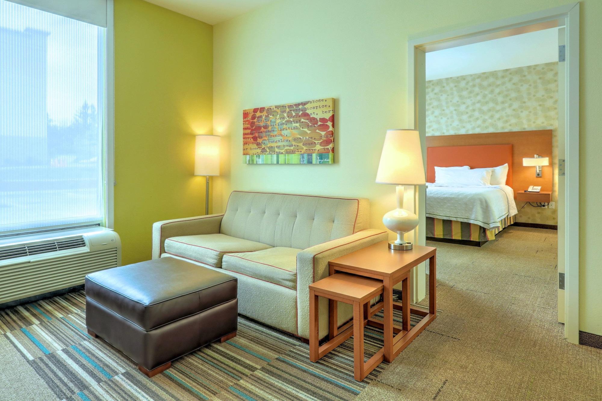Home2 By Hilton Erie 3*