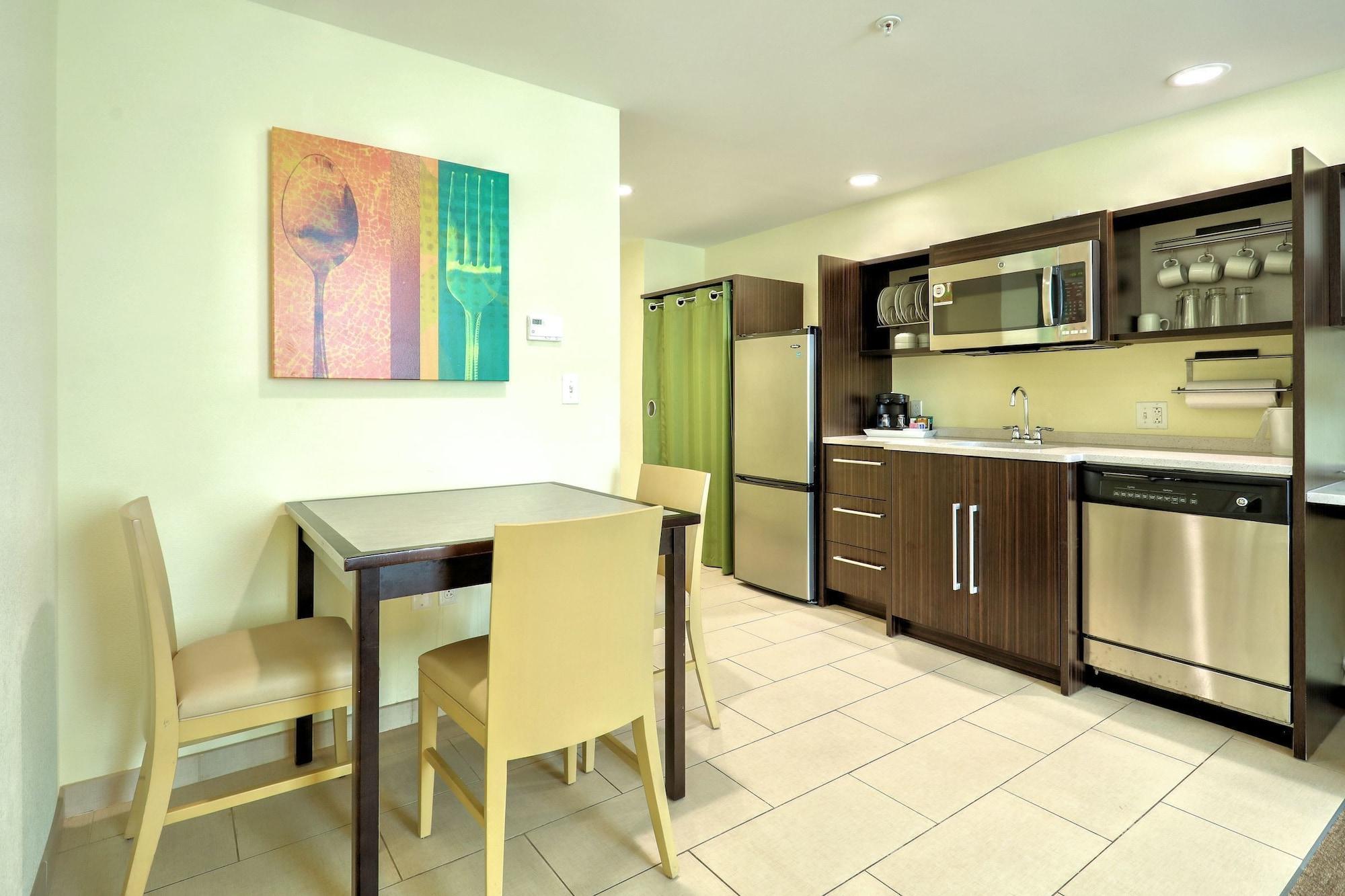 Hotel Home2 By Hilton Erie Kearsarge
