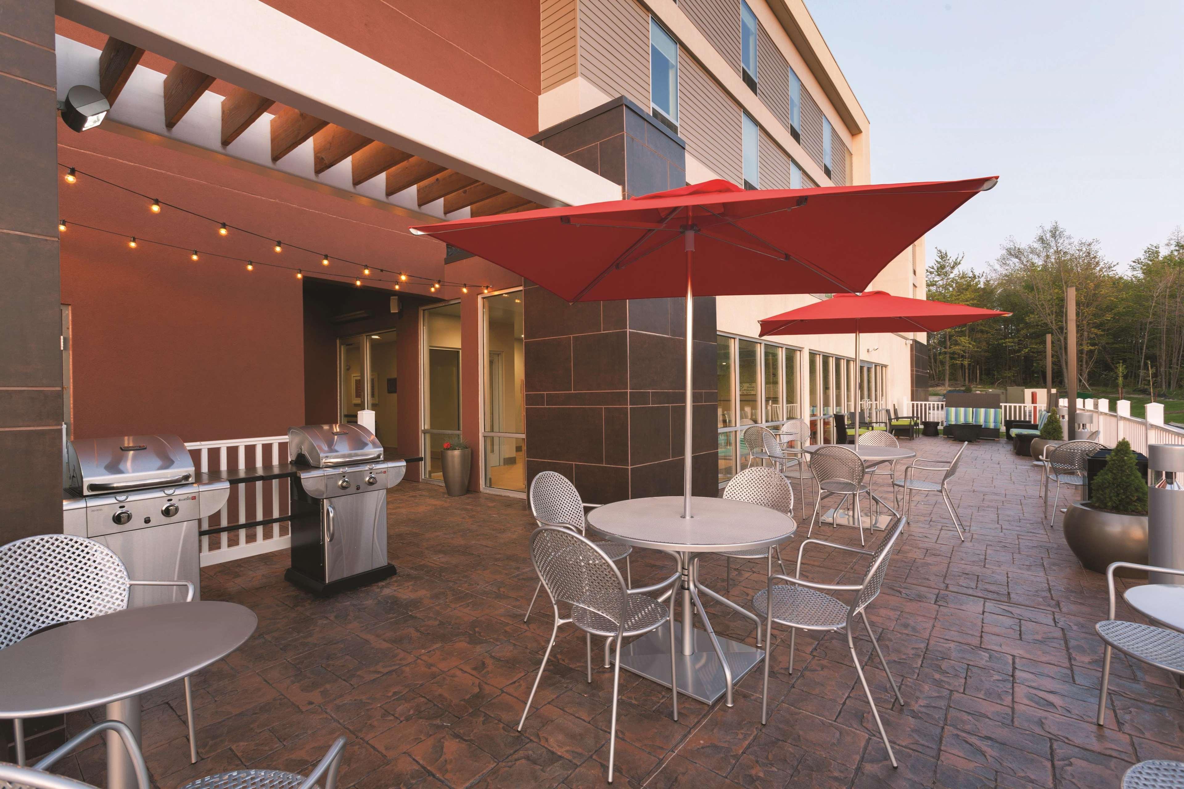 Home2 By Hilton Erie 3*