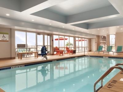 Hotel Home2 By Hilton Erie 3*